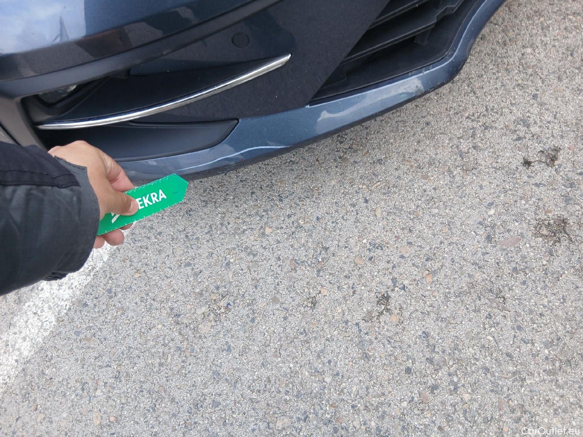  Renault  Megane RENAULT Mégane / 2020 / 5P / berlina con portón Zen Blue dCi 85 kW (115CV) #3