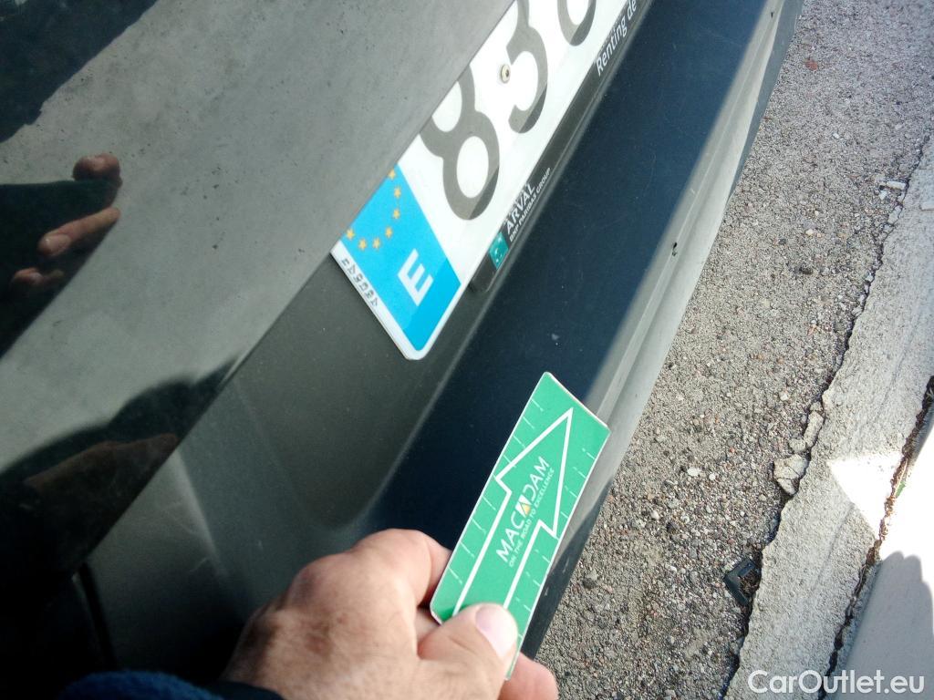  Renault  Kadjar RENAULT  / 2019 / 5P / crossover Black Ed GPF TCe 117kW (160CV) - EDC(SL) #21