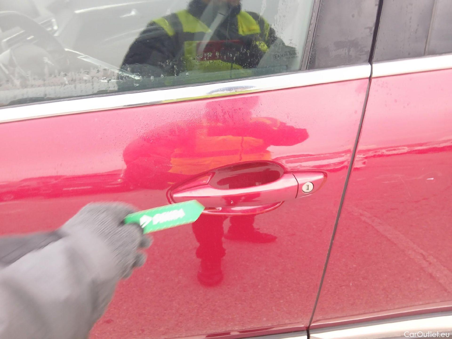  Peugeot  5008 PEUGEOT  / 2017 / 5P / todoterreno GT-Line BlueHDi 96kW (130CV) S&S EAT8 #16