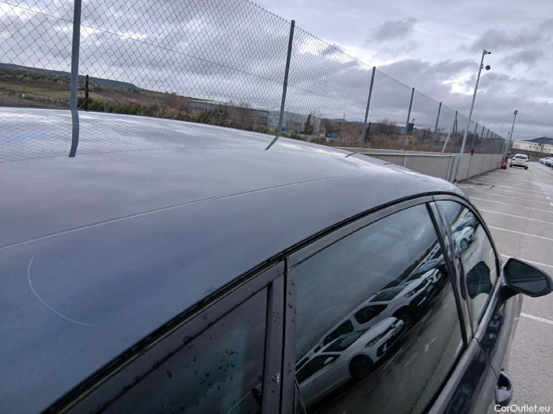  Land Rover  Discovery SEAT Nuevo León / 2020 / 5P / berlina con portón 2.0 TDI 85kW S&S Style Go(SP) #44