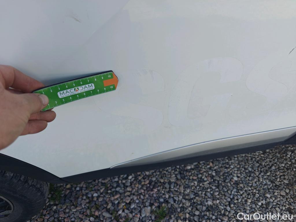  Peugeot  2008 PEUGEOT  / 2019 / 5P / todoterreno Allure BlueHDI 81kW (110CV) #14