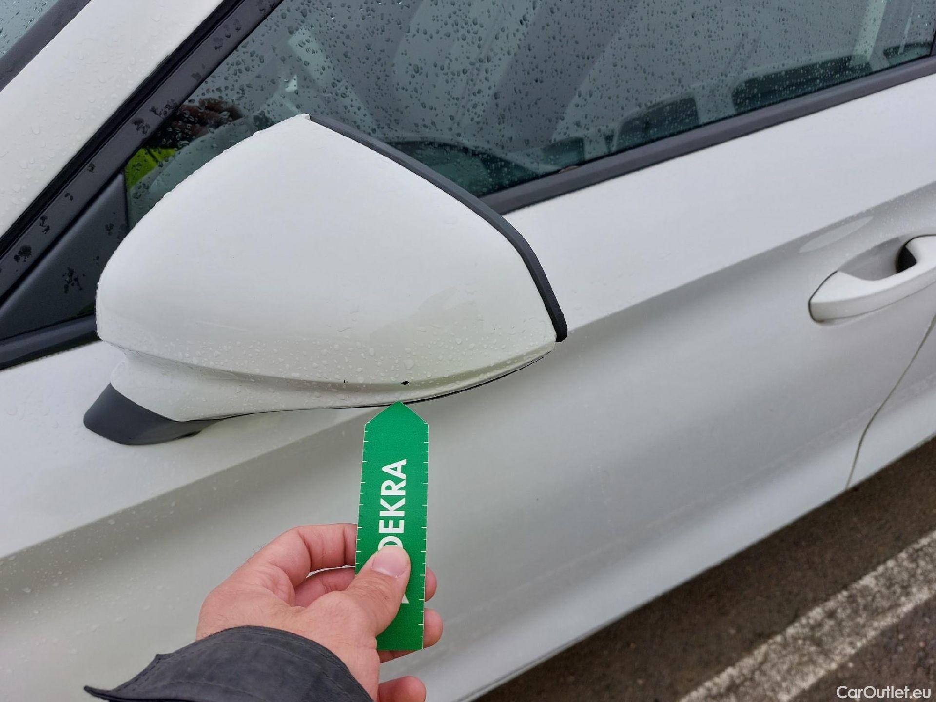  Seat  Leon SEAT Nuevo León / 2020 / 5P / familiar SP 2.0 TDI 85kW Style Go(SP) #7