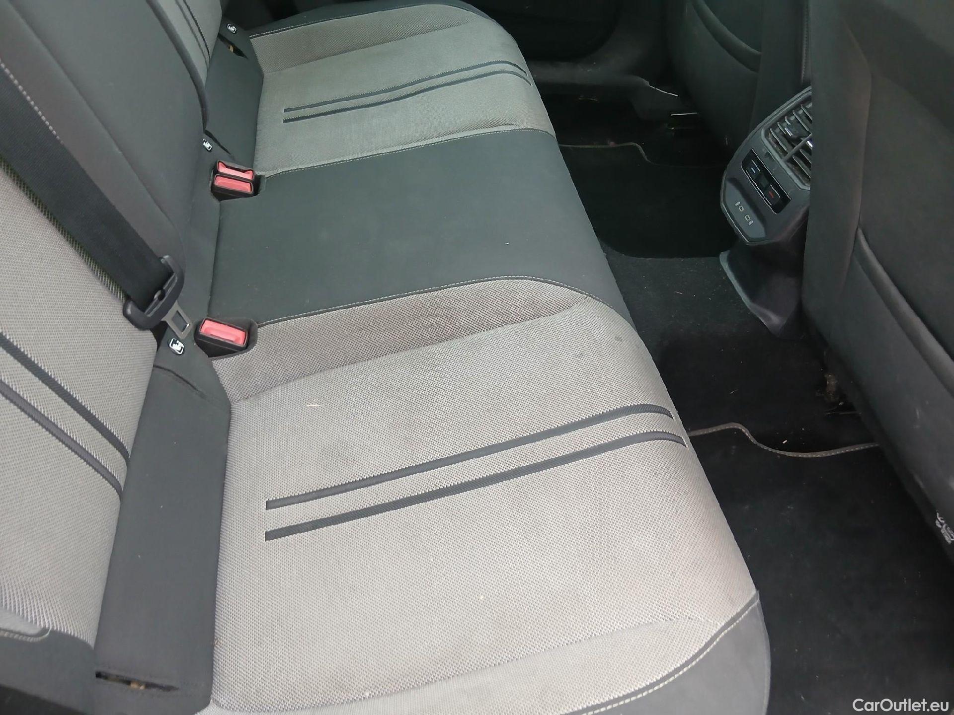  Land Rover  Discovery SEAT Nuevo León / 2020 / 5P / berlina con portón 2.0 TDI 85kW S&S Style Go(SP) #20