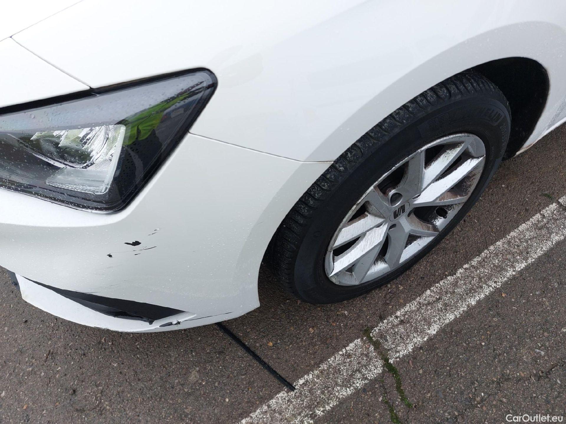  Seat  Leon SEAT Nuevo León / 2020 / 5P / familiar SP 2.0 TDI 85kW Style Go(SP) #6