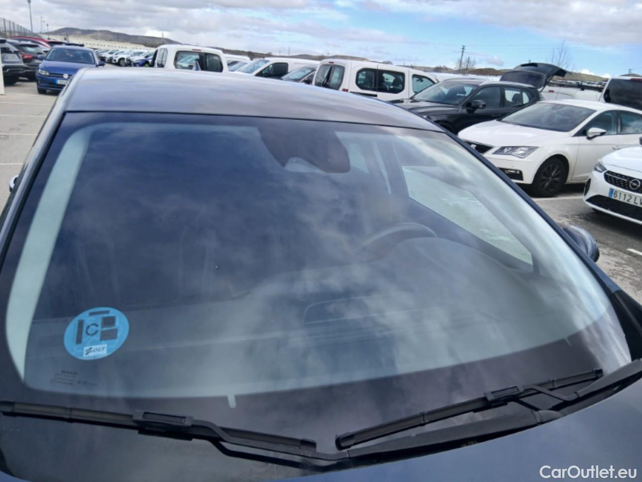  Renault  Megane RENAULT Mégane / 2020 / 5P / berlina con portón Zen Blue dCi 85 kW (115CV) #7