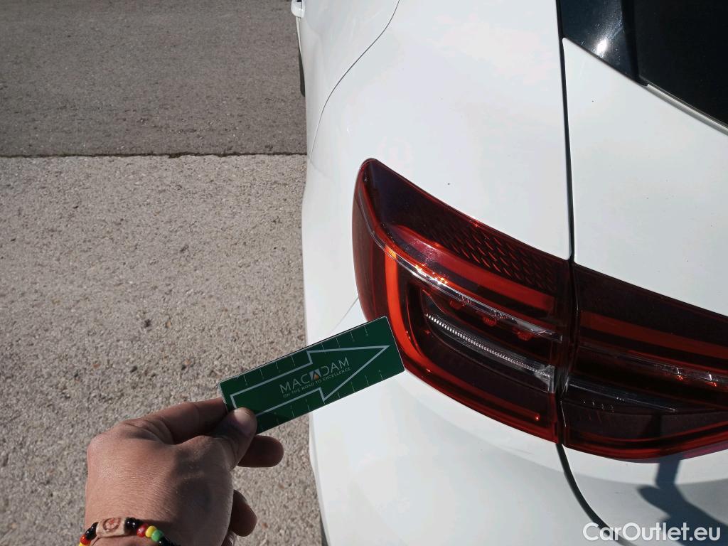  Renault  Clio RENAULT  / 2019 / 5P / berlina con portón Intens TCe 67 kW (91CV) #37