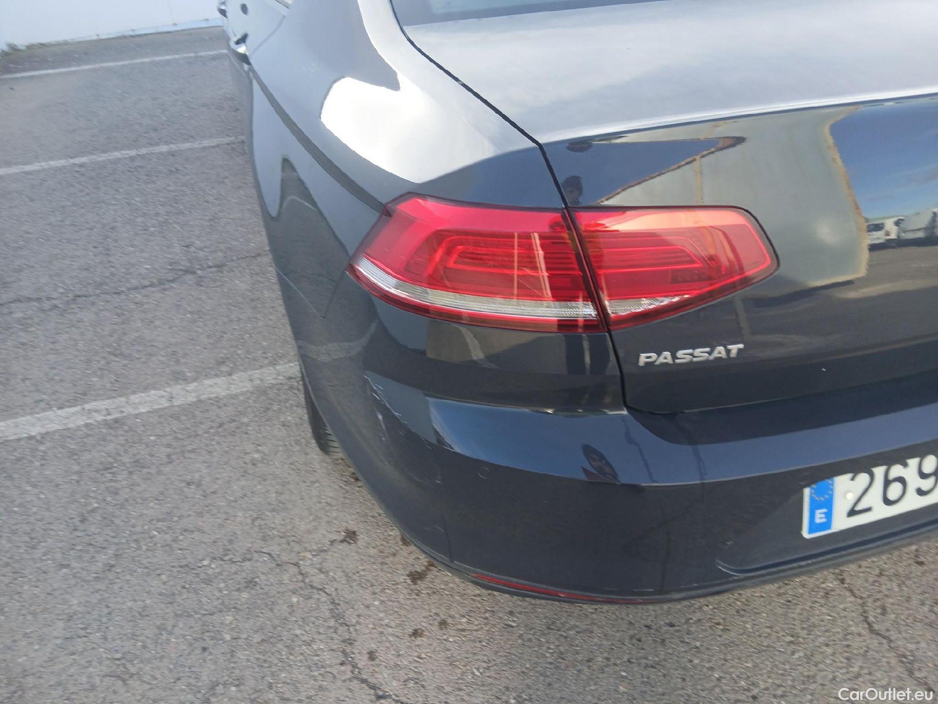  Volkswagen  Passat VOLKSWAGEN  / 2014 / 4P / sedán Edition 2.0 TDI 110kW (150CV) #14