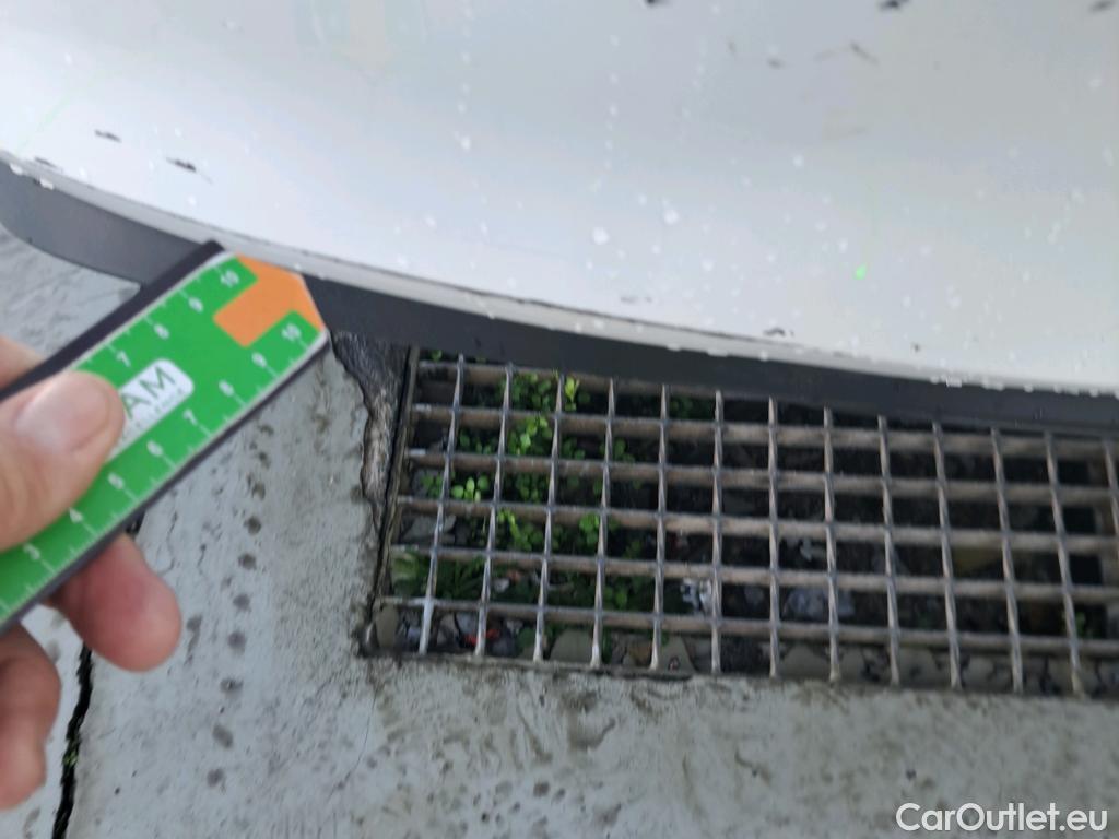  Volkswagen  Golf  VOLKSWAGEN / 2020 / 5P / berlina con portón 2.0 TDI 85kW (115CV) #17