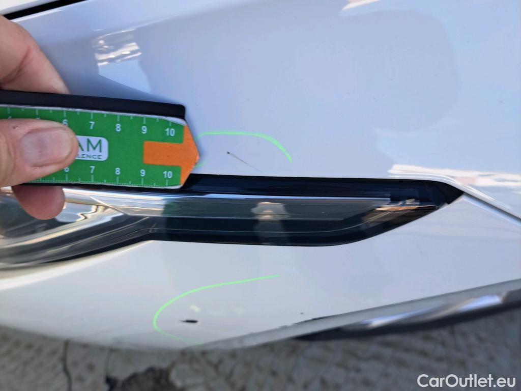  Volkswagen  Golf  VOLKSWAGEN / 2020 / 5P / berlina con portón 2.0 TDI 85kW (115CV) #9