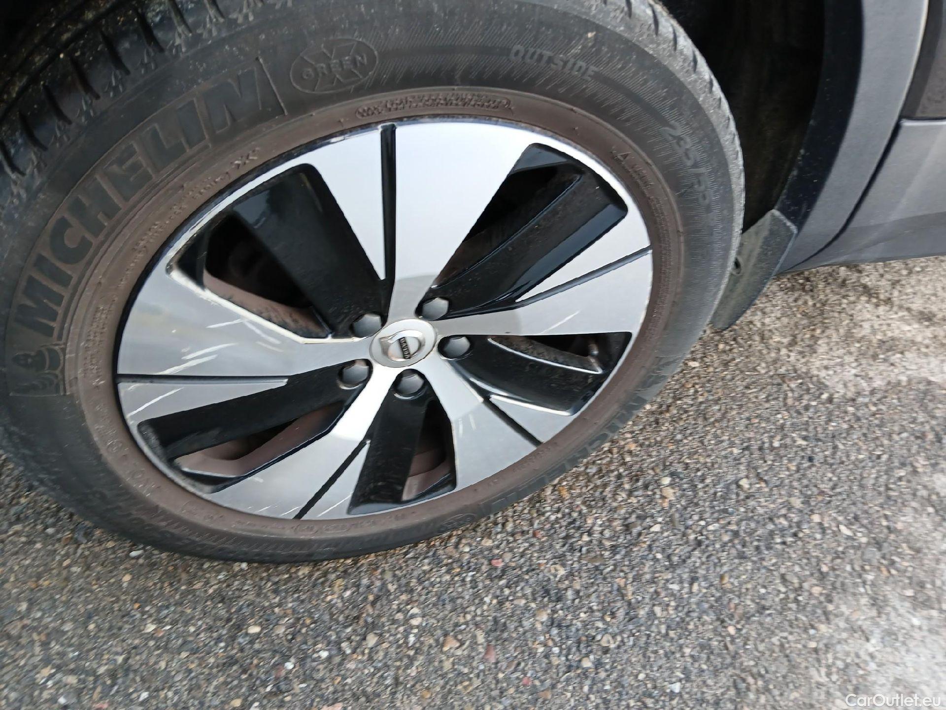  Volvo  XC 40 VOLVO XC40 / 2017 / 5P / todoterreno 1.5 T4 Twin Recharge R-Design Exp Auto #33