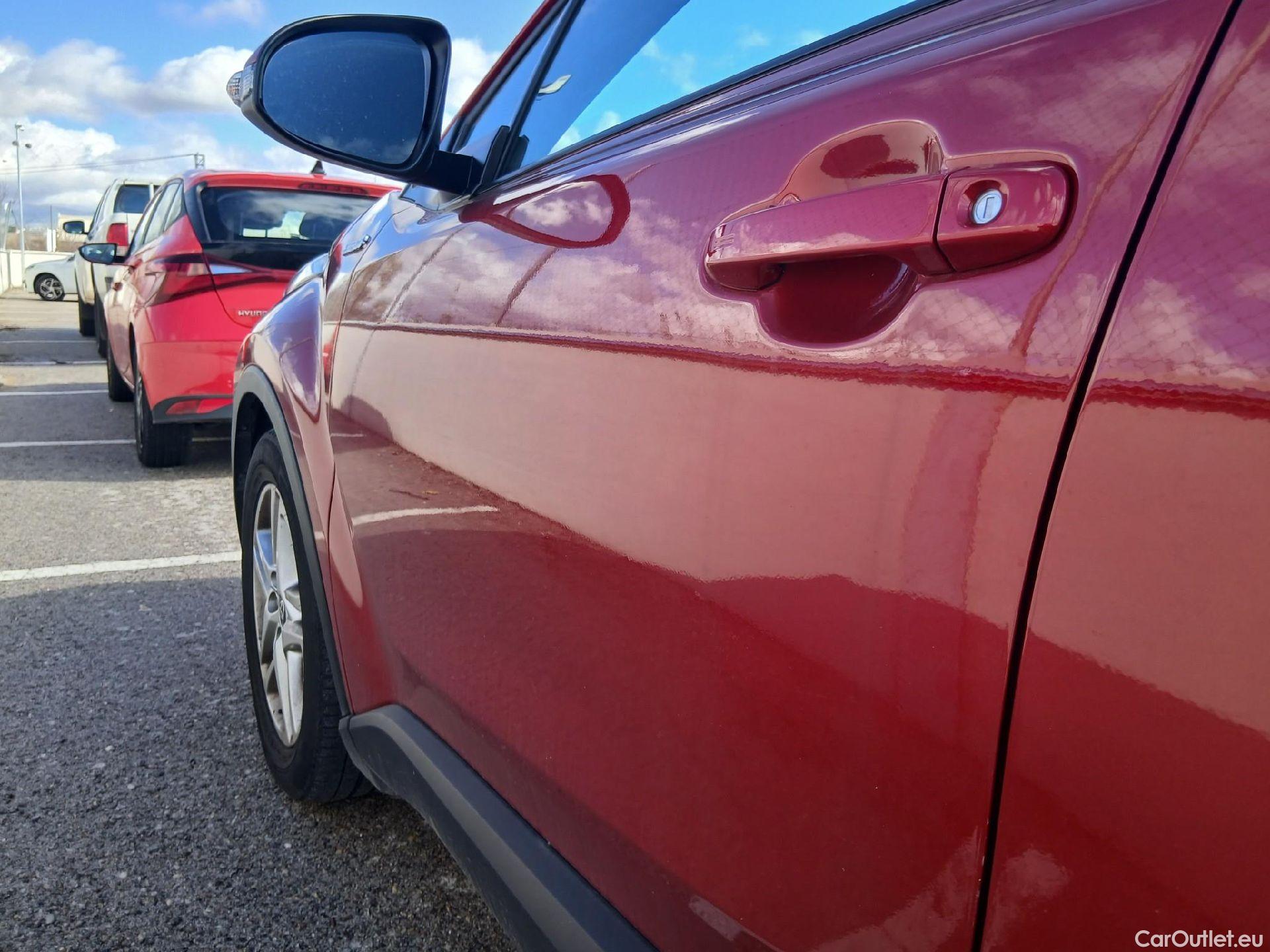  Toyota  C-HR TOYOTA  / 2019 / 5P / todoterreno 1.8 125H Active #10