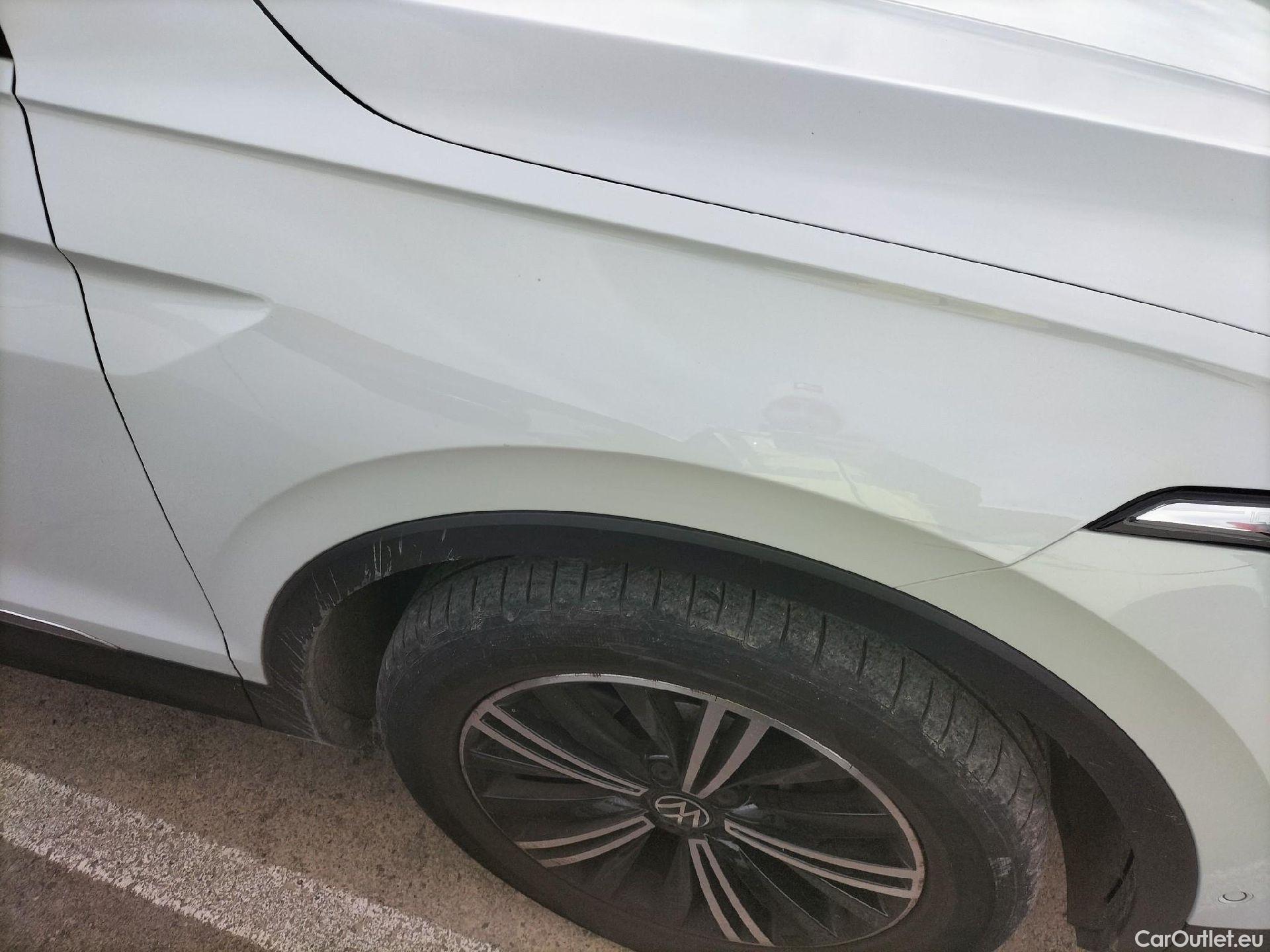  Volkswagen  Tiguan VOLKSWAGEN  / 2020 / 5P / todoterreno Life 1.4 TSI eHybrid 180kW (245CV) DSG #3