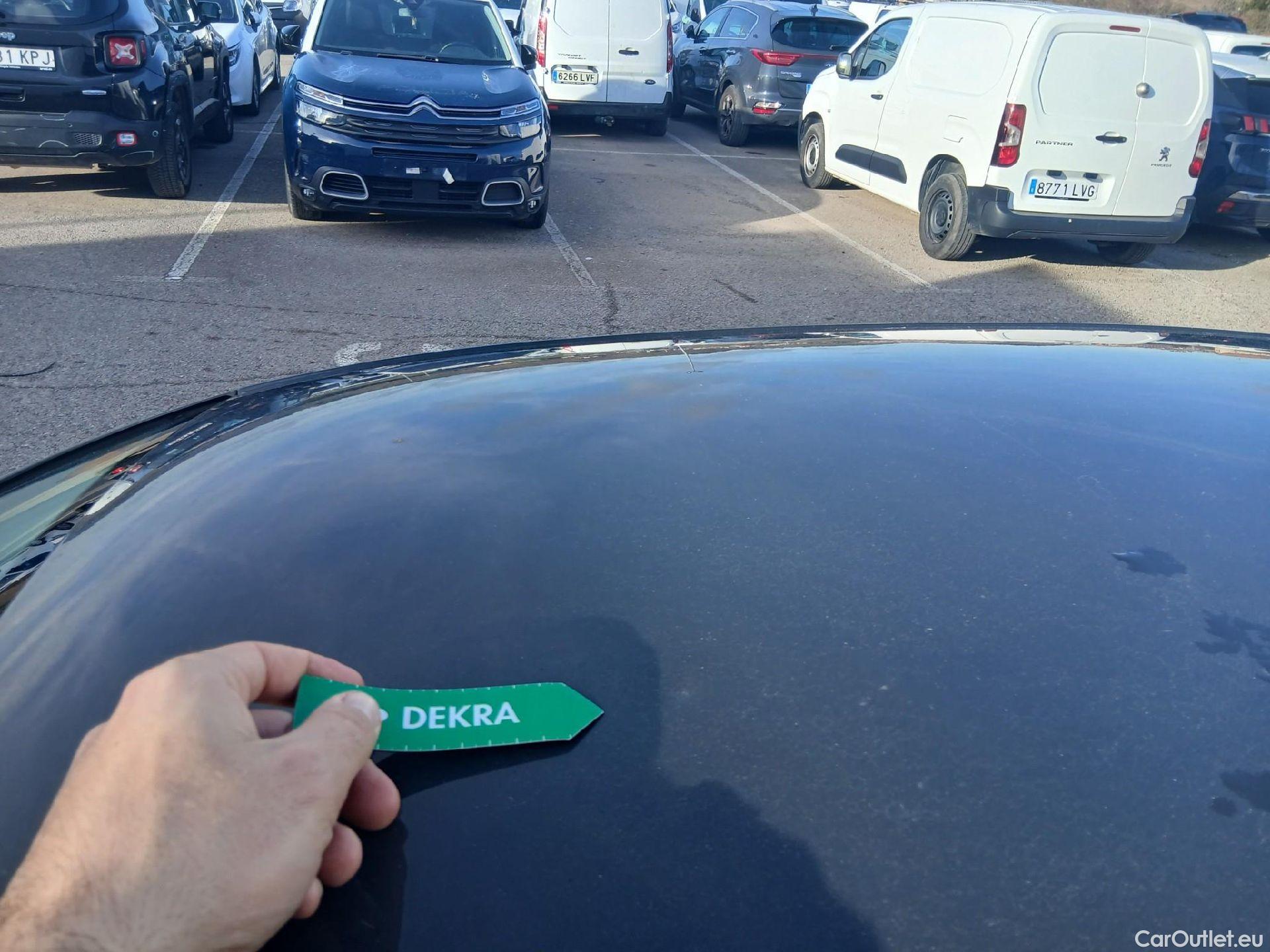  Volkswagen  Passat VOLKSWAGEN  / 2014 / 4P / sedán Edition 2.0 TDI 110kW (150CV) #12