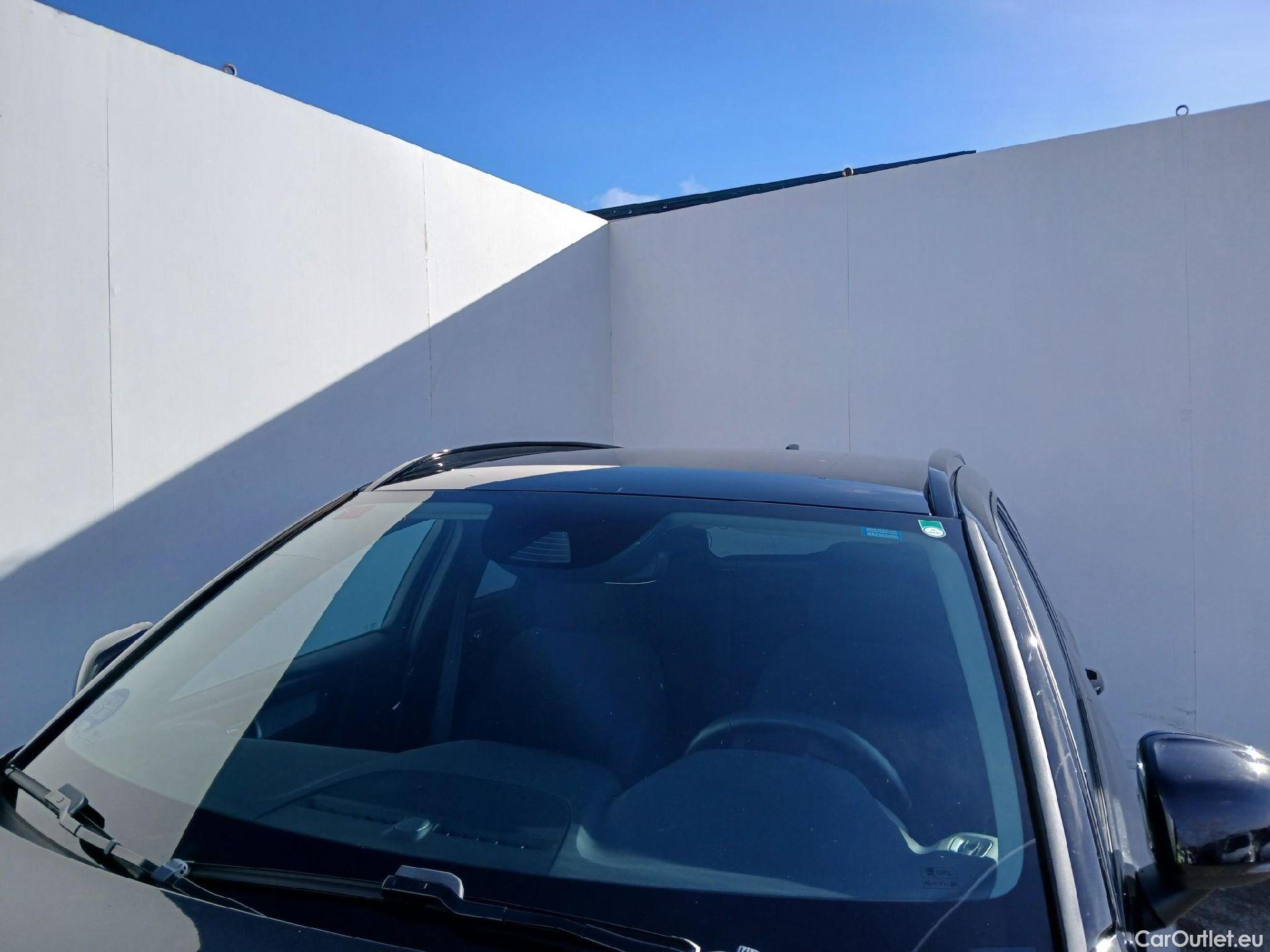  Volvo  XC 40 VOLVO XC40 / 2017 / 5P / todoterreno 1.5 T4 Twin Recharge R-Design Exp Auto #3