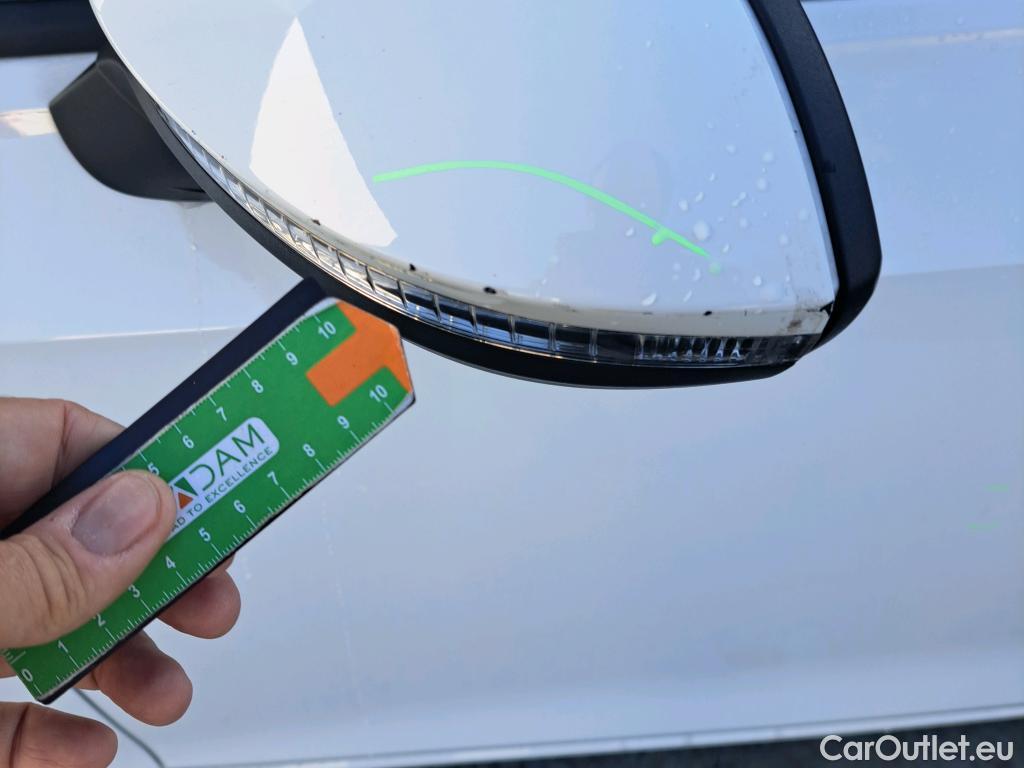  Volkswagen  Golf  VOLKSWAGEN / 2020 / 5P / berlina con portón 2.0 TDI 85kW (115CV) #20