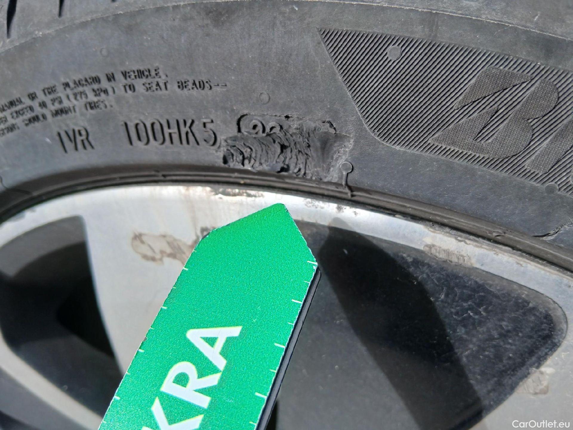  Volkswagen  Arteon VOLKSWAGEN  / 2020 / 5P / berlina con portón R-Line 2.0 TDI 147kW (200CV) DSG #36