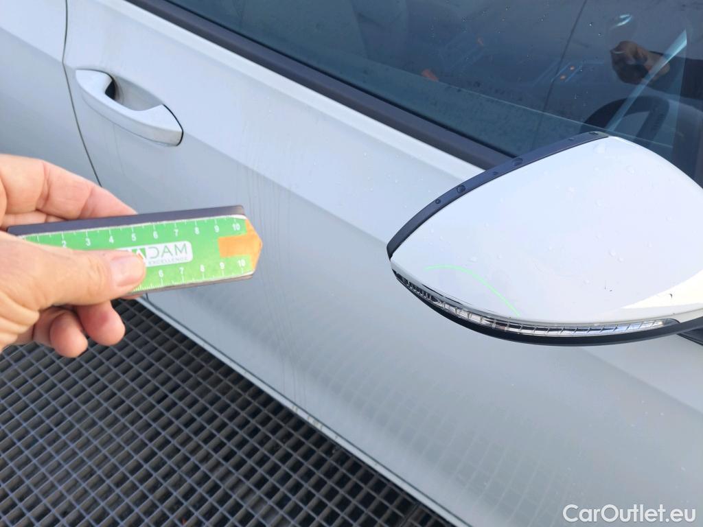  Volkswagen  Golf  VOLKSWAGEN / 2020 / 5P / berlina con portón 2.0 TDI 85kW (115CV) #21