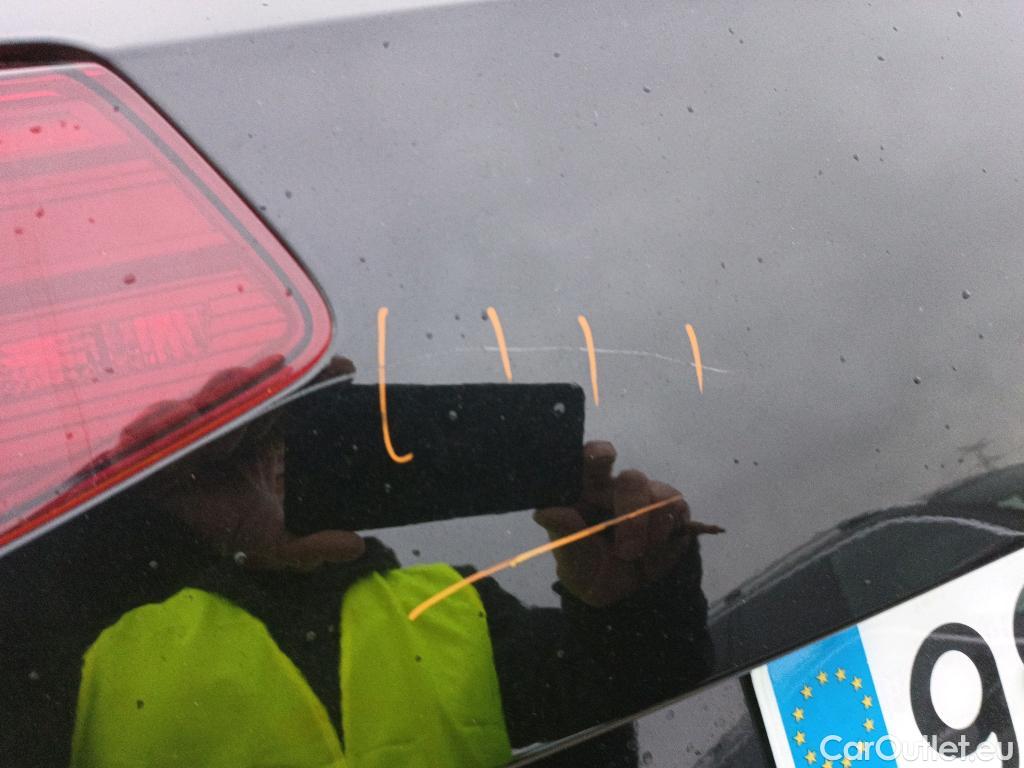  Volkswagen  Passat VOLKSWAGEN  / 2019 / 5P / familiar Variant R-Line 2.0 TDI 110kW DSG #2