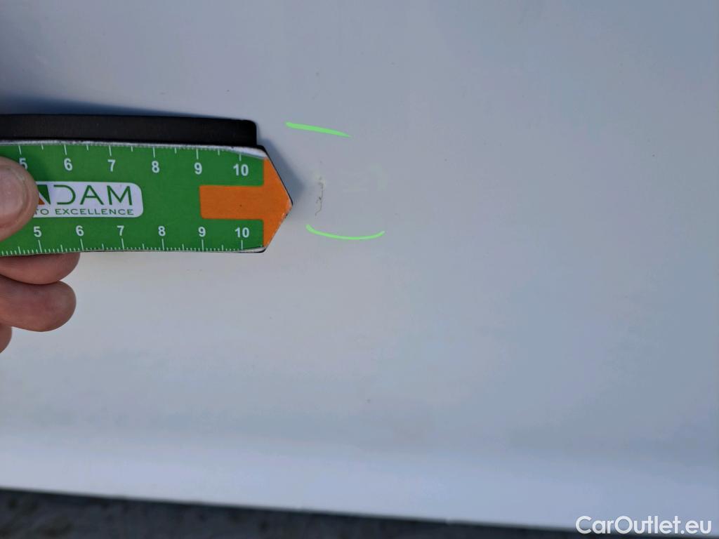  Volkswagen  Golf  VOLKSWAGEN / 2020 / 5P / berlina con portón 2.0 TDI 85kW (115CV) #24