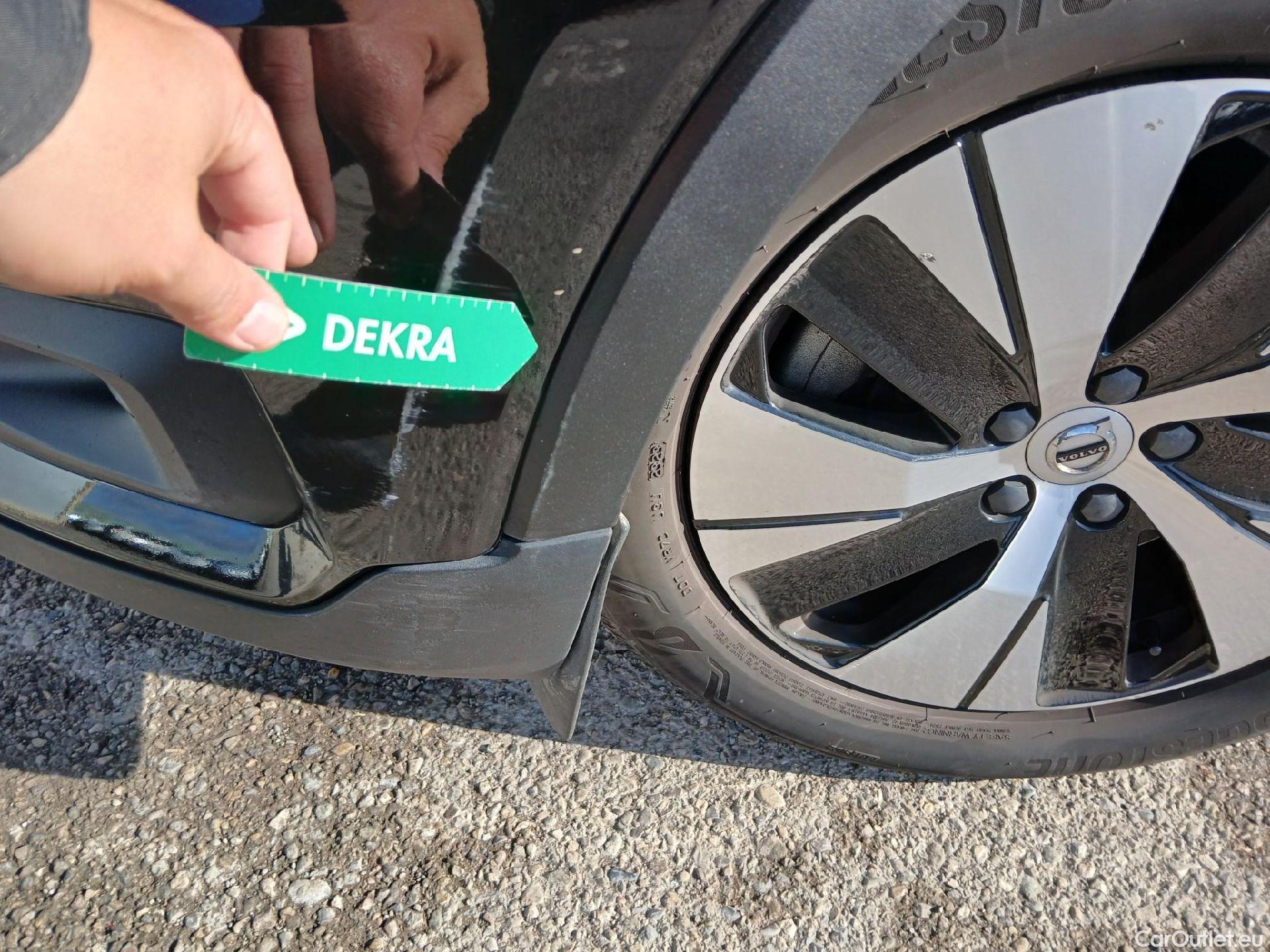  Volvo  XC 40 VOLVO XC40 / 2017 / 5P / todoterreno 1.5 T4 Twin Recharge R-Design Exp Auto #10