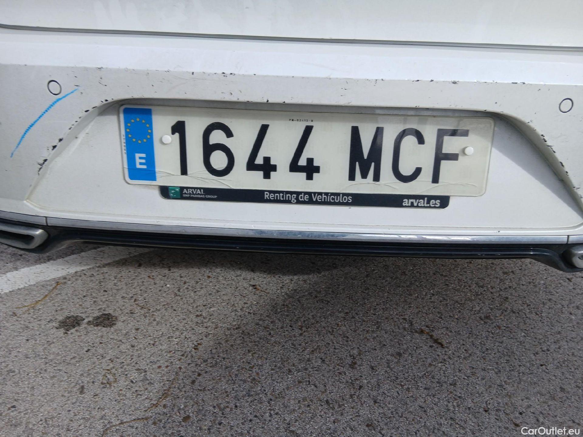  Volkswagen  Arteon VOLKSWAGEN  / 2020 / 5P / berlina con portón R-Line 2.0 TDI 147kW (200CV) DSG #32