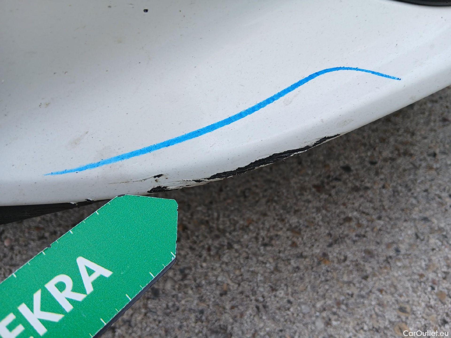  Volkswagen  Arteon VOLKSWAGEN  / 2020 / 5P / berlina con portón R-Line 2.0 TDI 147kW (200CV) DSG #5