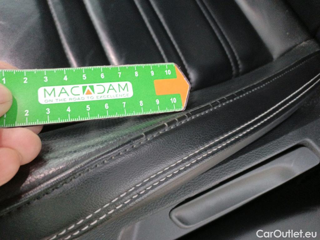  Volkswagen  Passat VOLKSWAGEN  / 2019 / 5P / familiar Variant R-Line 2.0 TDI 110kW DSG #14