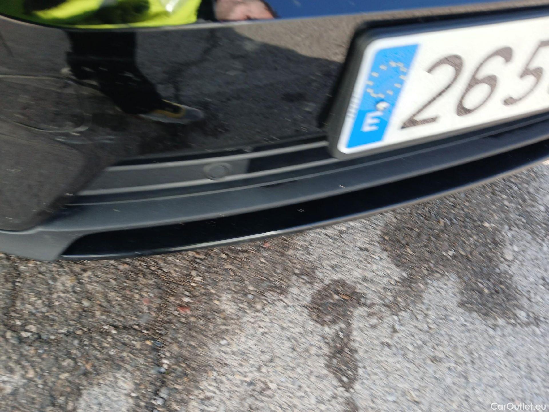  Volvo  XC 40 VOLVO XC40 / 2017 / 5P / todoterreno 1.5 T4 Twin Recharge R-Design Exp Auto #8