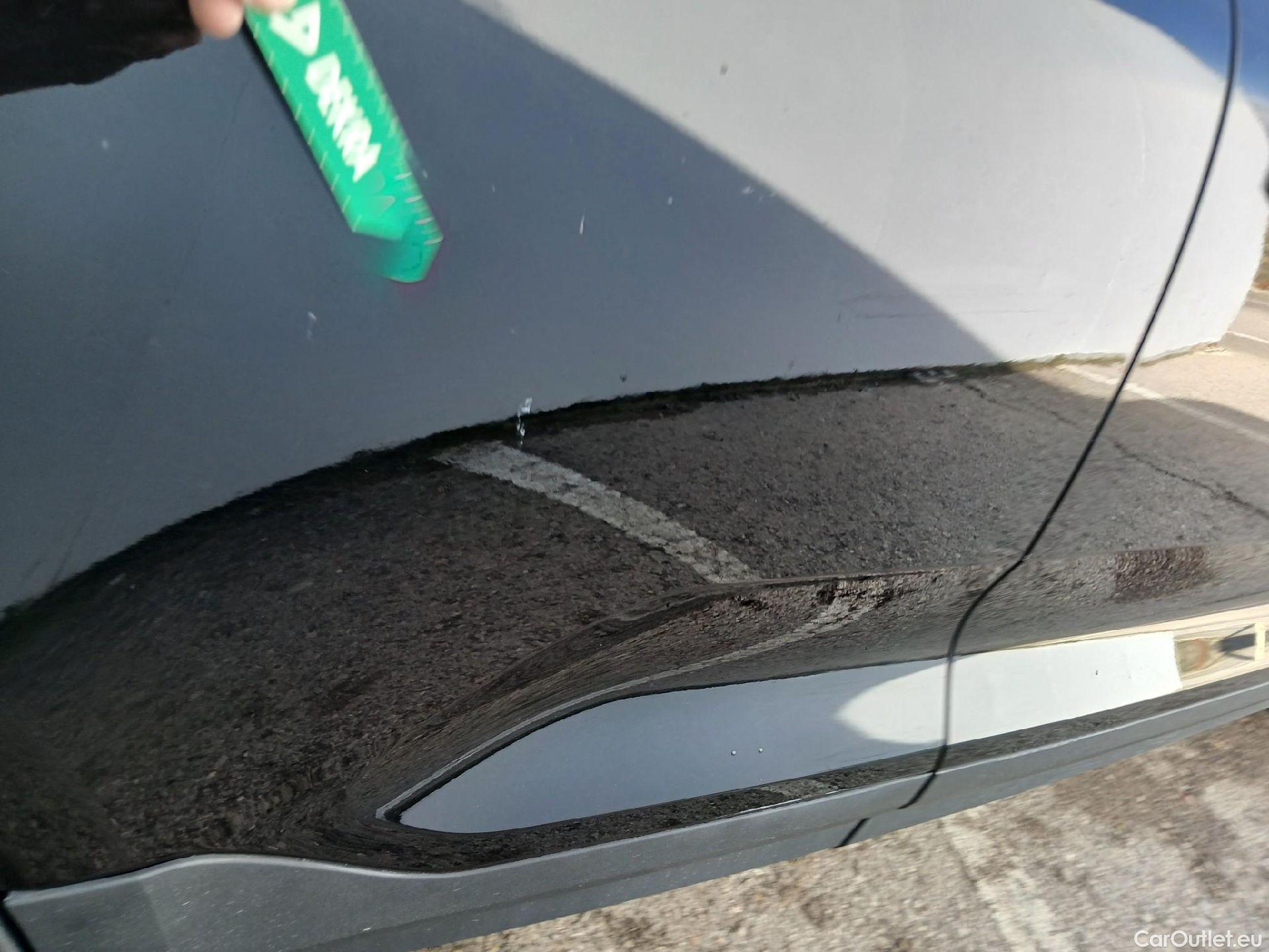  Volvo  XC 40 VOLVO XC40 / 2017 / 5P / todoterreno 1.5 T4 Twin Recharge R-Design Exp Auto #34