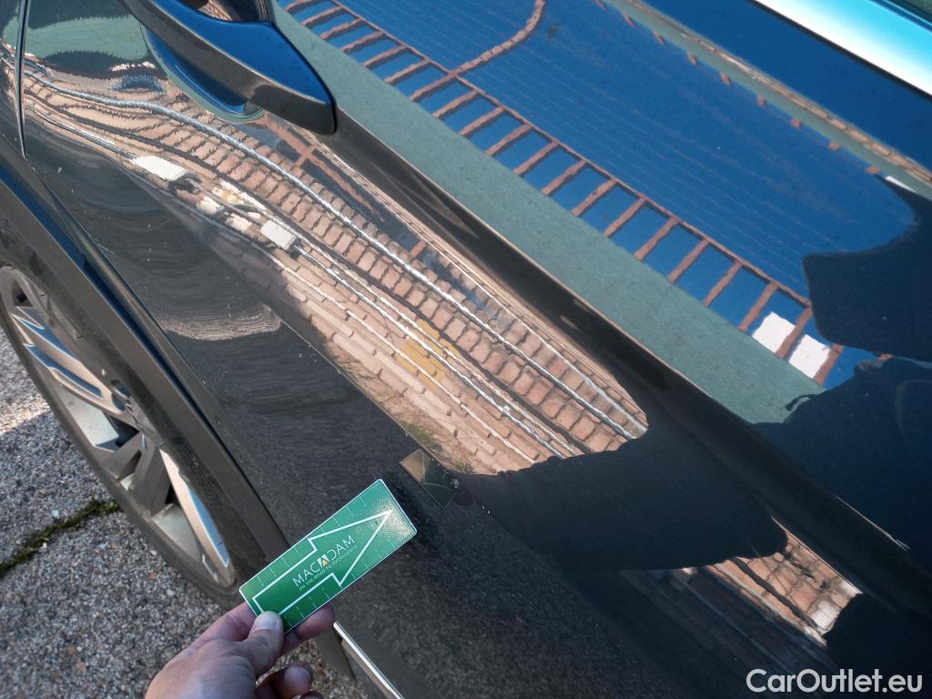  Volkswagen  Tiguan VOLKSWAGEN  / 2020 / 5P / todoterreno R-Line 2.0 TDI 110kW (150CV) DSG #1