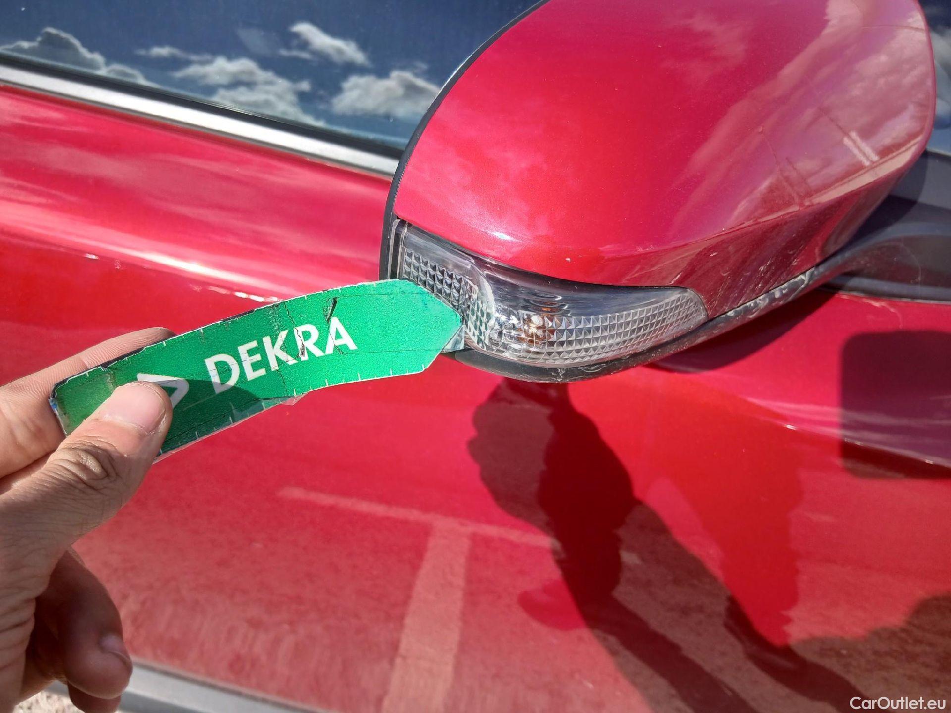  Toyota  C-HR TOYOTA  / 2019 / 5P / todoterreno 1.8 125H Active #22