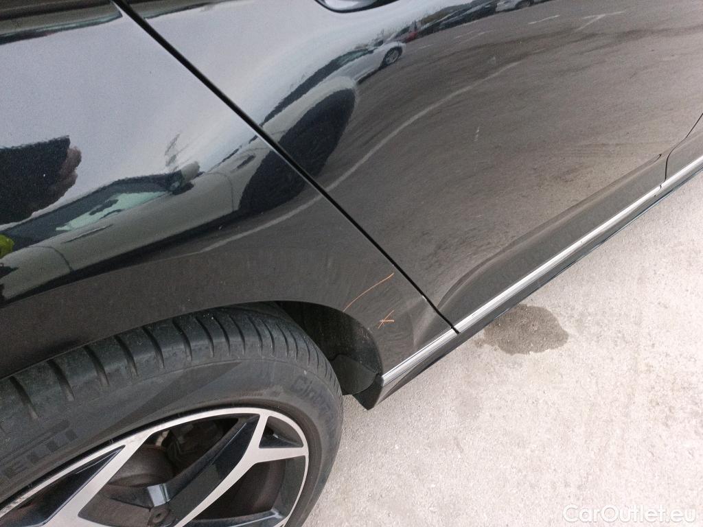  Volkswagen  Passat VOLKSWAGEN  / 2019 / 5P / familiar Variant R-Line 2.0 TDI 110kW DSG #3