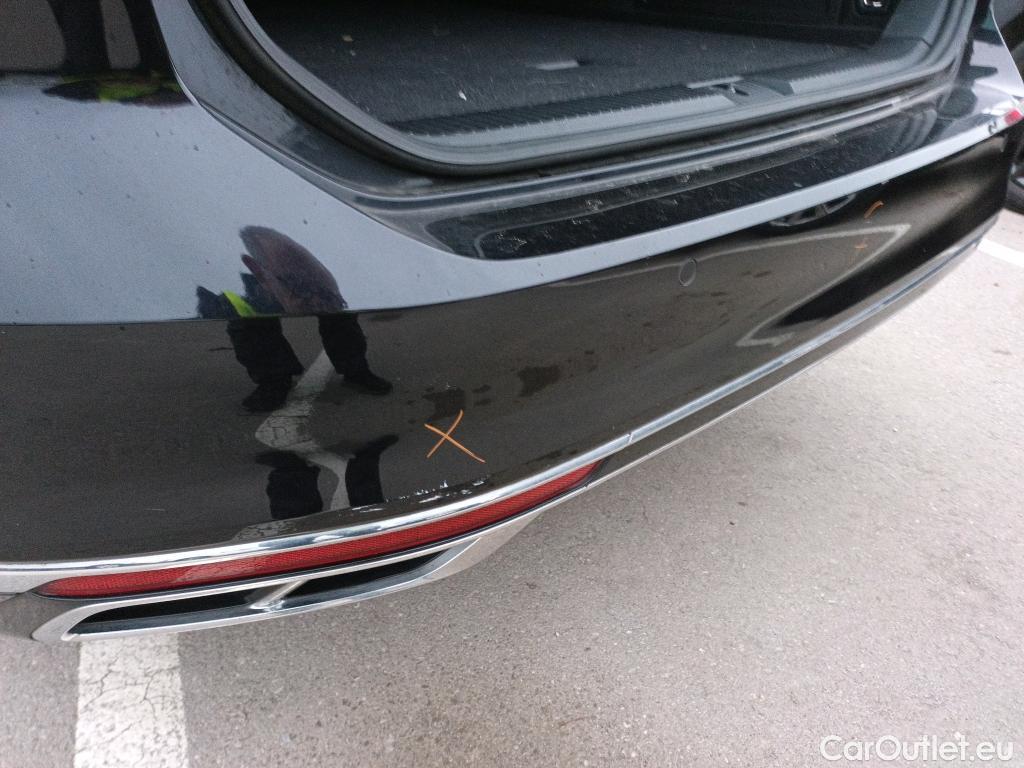  Volkswagen  Passat VOLKSWAGEN  / 2019 / 5P / familiar Variant R-Line 2.0 TDI 110kW DSG #9