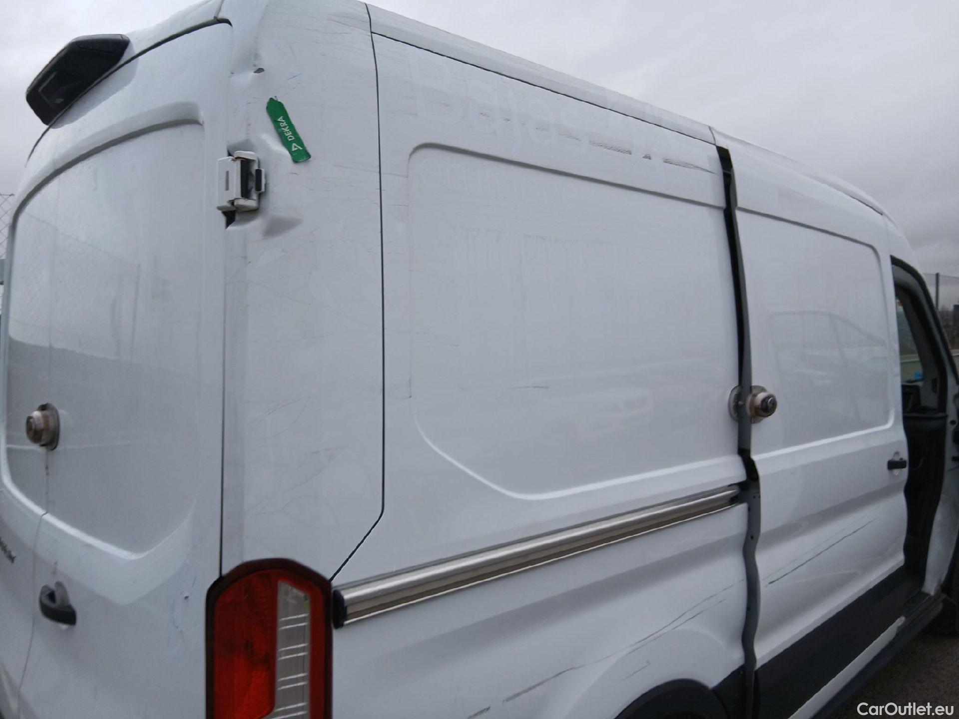  Ford  Transit FORD  / 2013 / 4P / furgón 310 96kW L2H2 Van Trend FWD MHEV #37