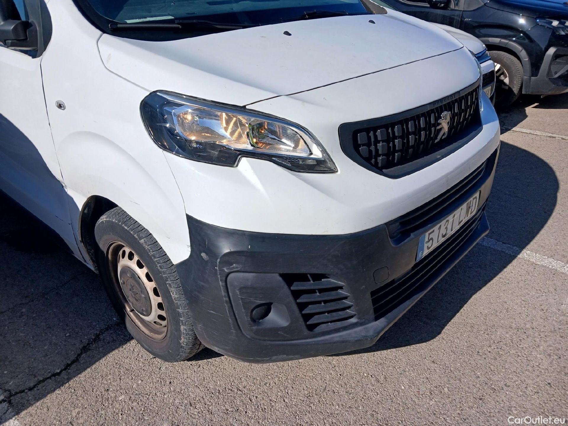  Peugeot  Expert PEUGEOT  / 2016 / 4P / furgón Furgón Pro 1.5 BlueHDi 120 Standard #1