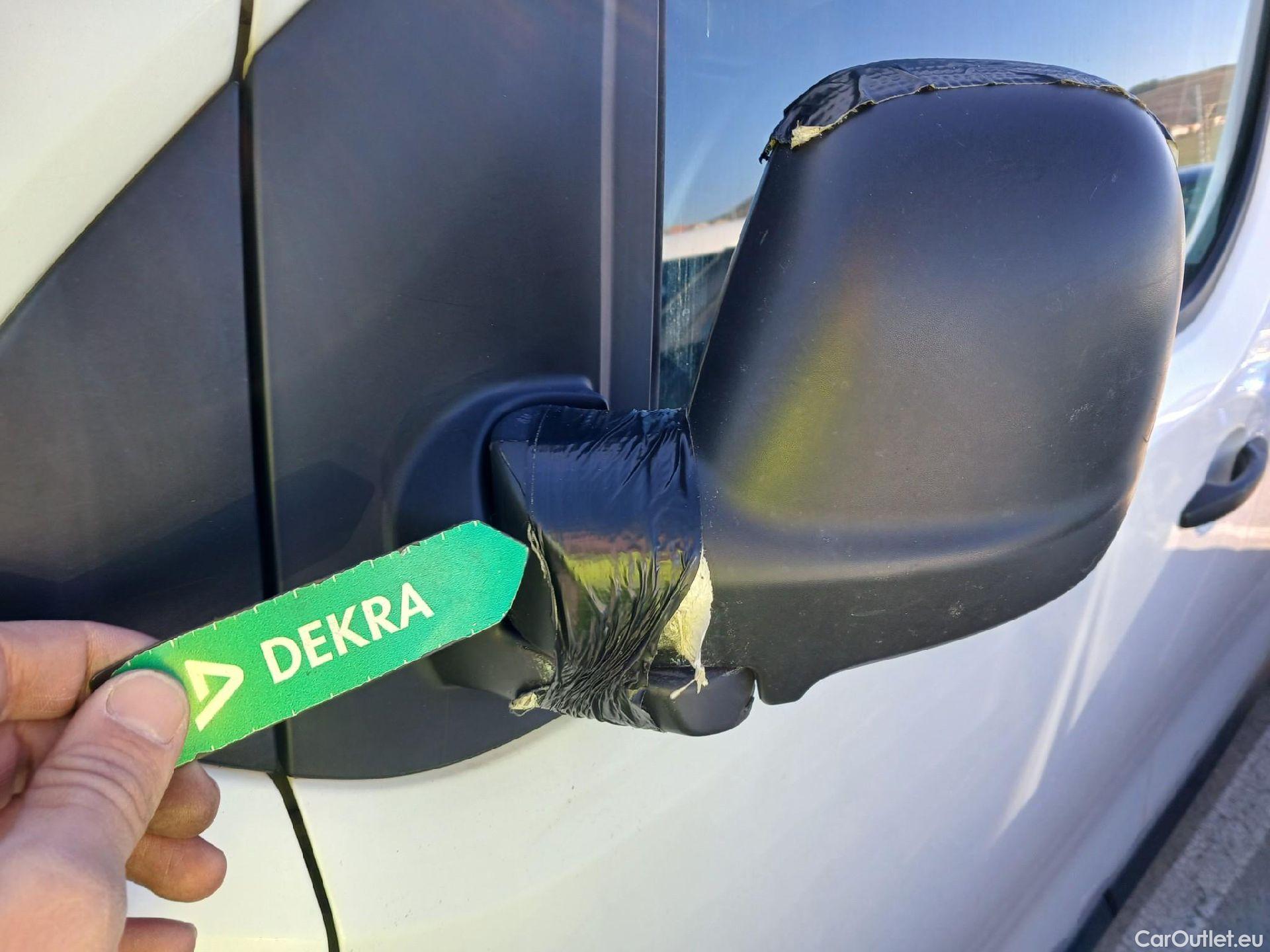  Peugeot  Expert PEUGEOT  / 2016 / 4P / furgón Furgón Pro 1.5 BlueHDi 120 Standard #9