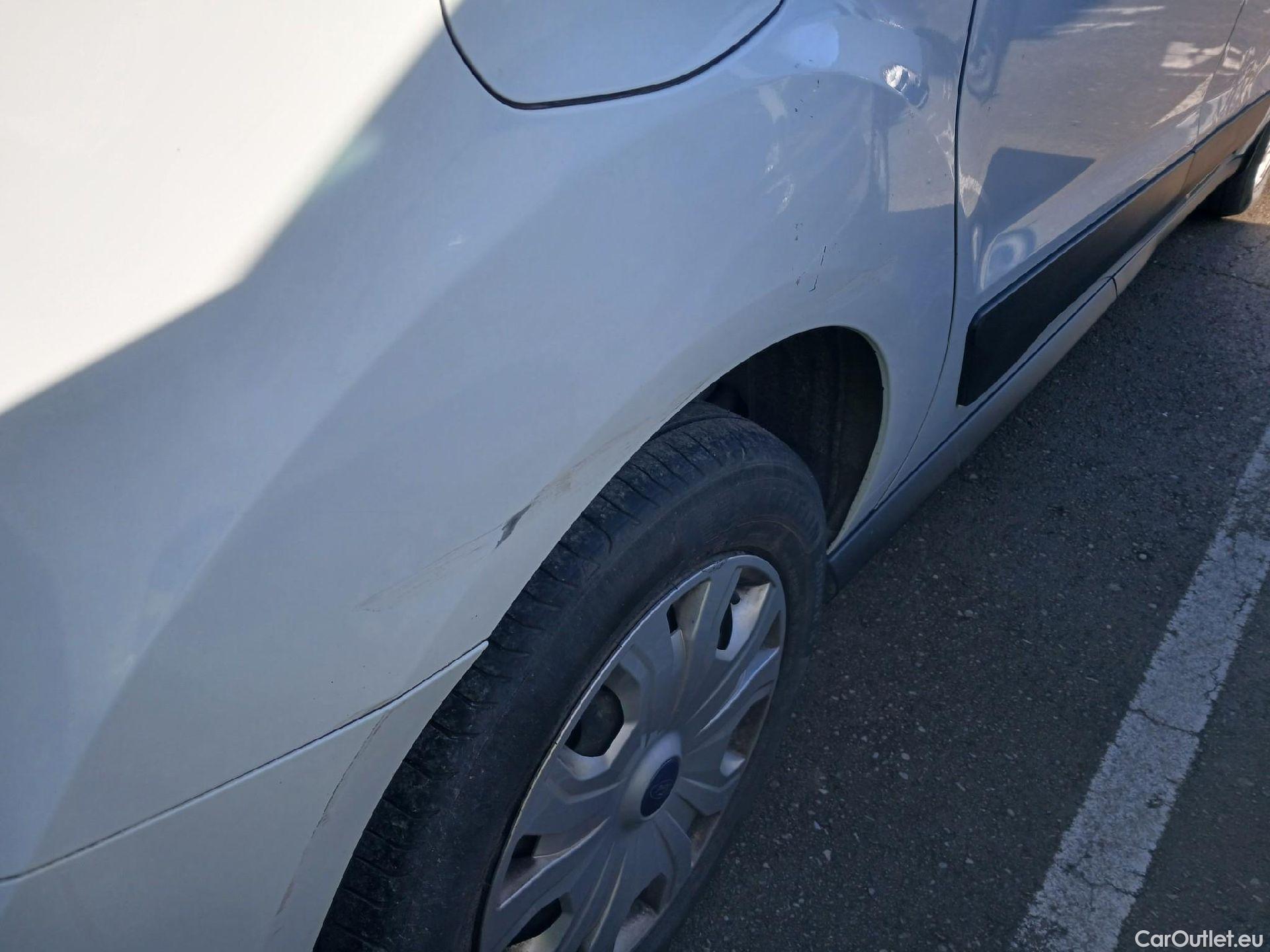  Ford  Transit Connect FORD  / 2013 / 5P / combi Kombi 1.5 TDCi 74kW Trend 230 L2 #31