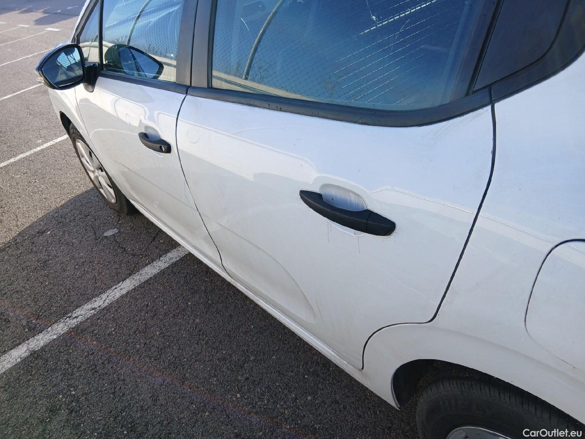  Citroen  C3 CITROEN  / 2016 / 5P / berlina comercial BlueHDi 73KW (100CV) S&S Comercial #25