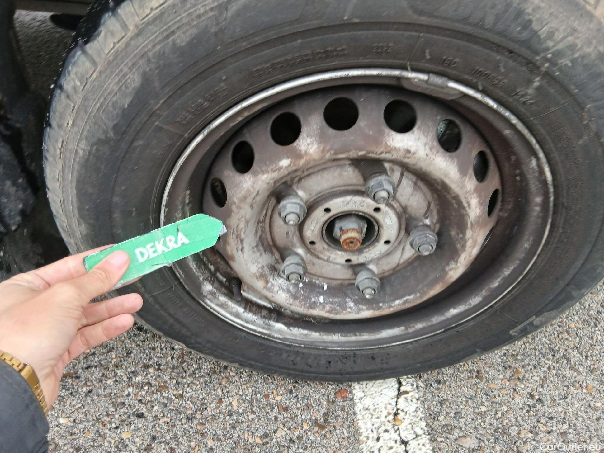  Ford  Transit FORD  / 2013 / 4P / furgón 310 96kW L2H2 Van Trend FWD MHEV #44