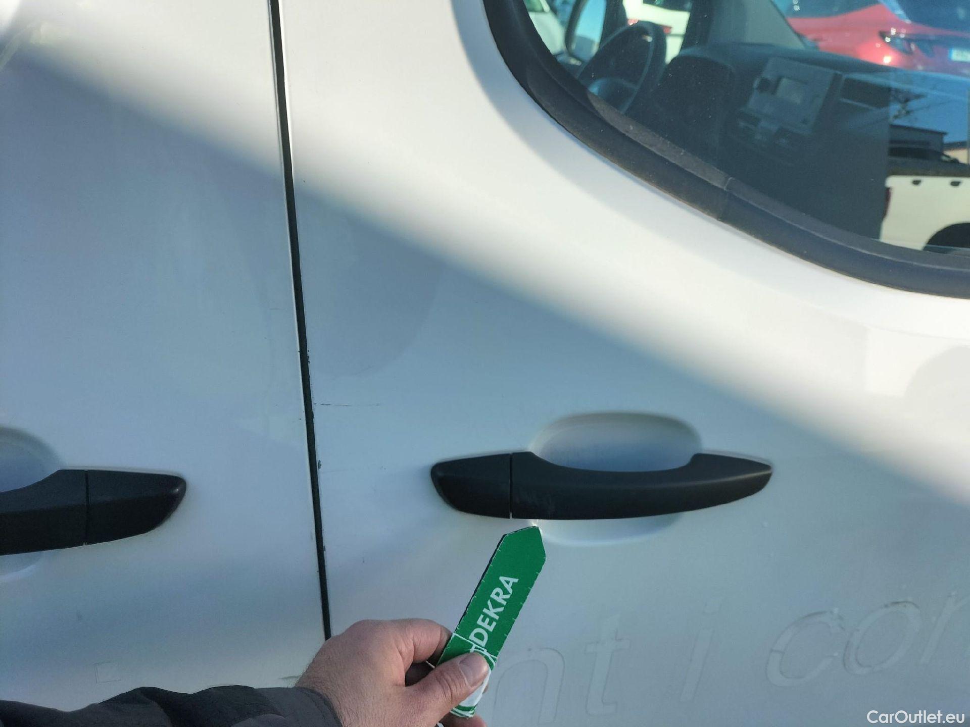  Citroen  Berlingo CITROEN  / 2018 / 3P / furgón derivado de turismo Talla M BlueHDi 100 CONTROL #44