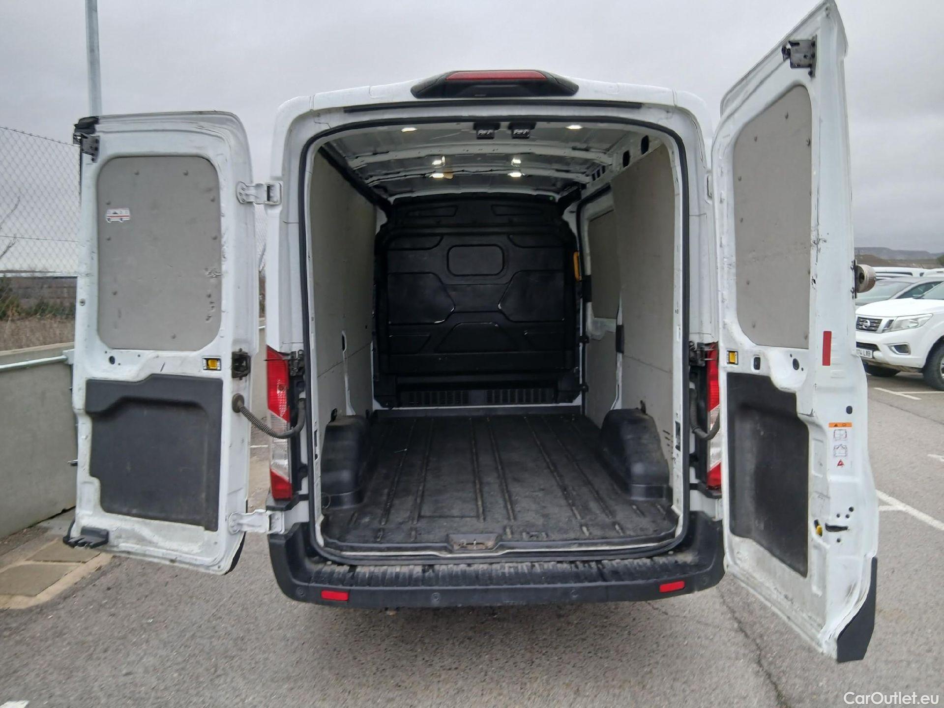  Ford  Transit FORD  / 2013 / 4P / furgón 310 96kW L2H2 Van Trend FWD MHEV #35