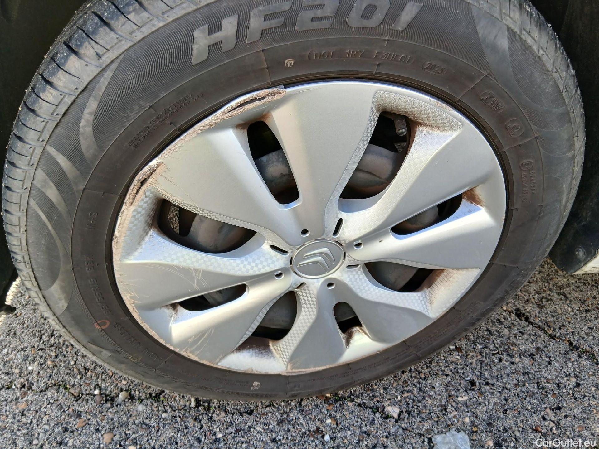  Citroen  C3 CITROEN  / 2016 / 5P / berlina comercial BlueHDi 73KW (100CV) S&S Comercial #7