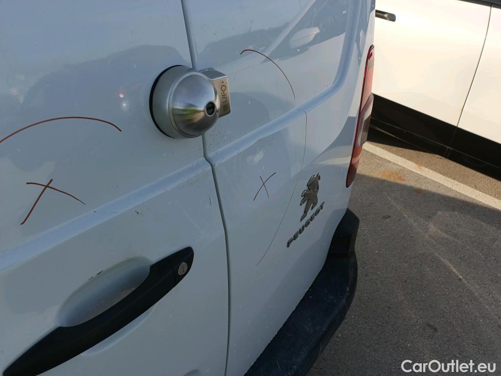  Peugeot  Partner PEUGEOT  / 2018 / 3P / furgón derivado de turismo Pro Standard 600kg BlueHDi 73kW #7