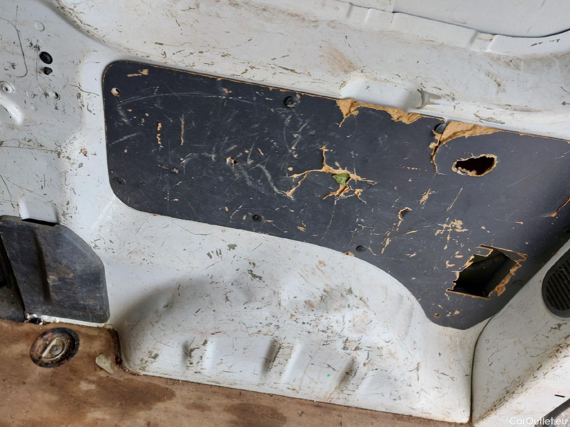  Citroen  Jumpy CITROEN  / 2016 / 4P / furgón Talla M BlueHDi 100 S&S 6v Control #40