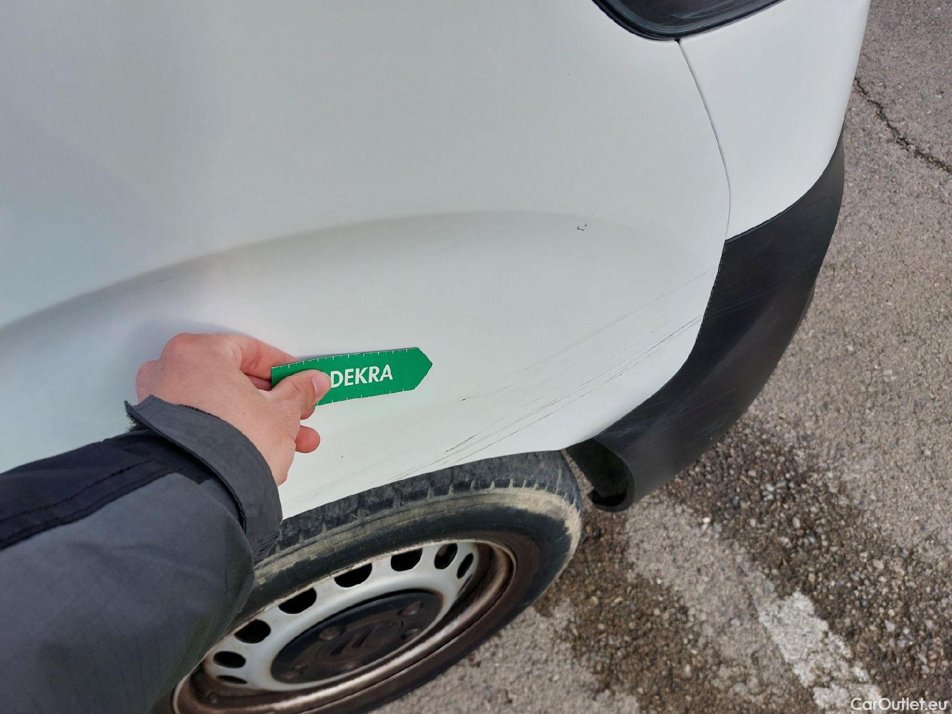  Citroen  Jumpy CITROEN  / 2016 / 4P / furgón Talla M BlueHDi 100 S&S 6v Control #26