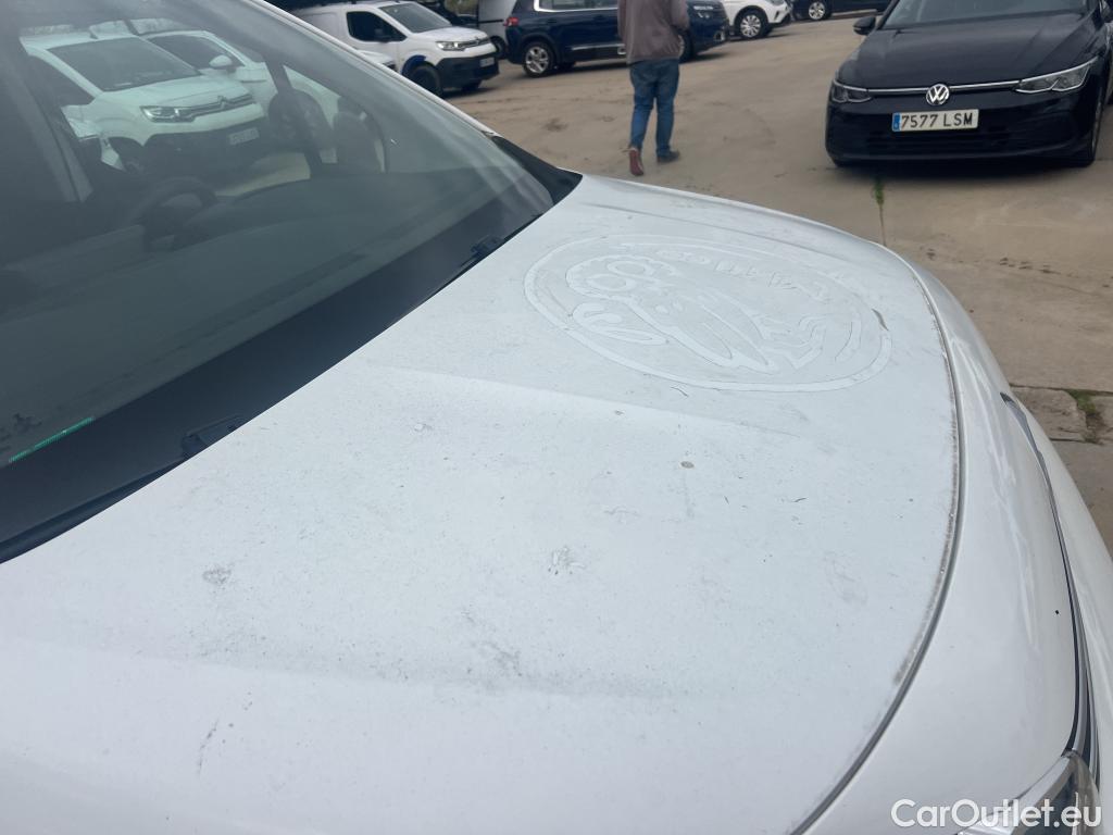  Citroen  Berlingo CITROEN  / 2018 / 3P / furgón derivado de turismo Talla M BlueHDi 100 CONTROL #8