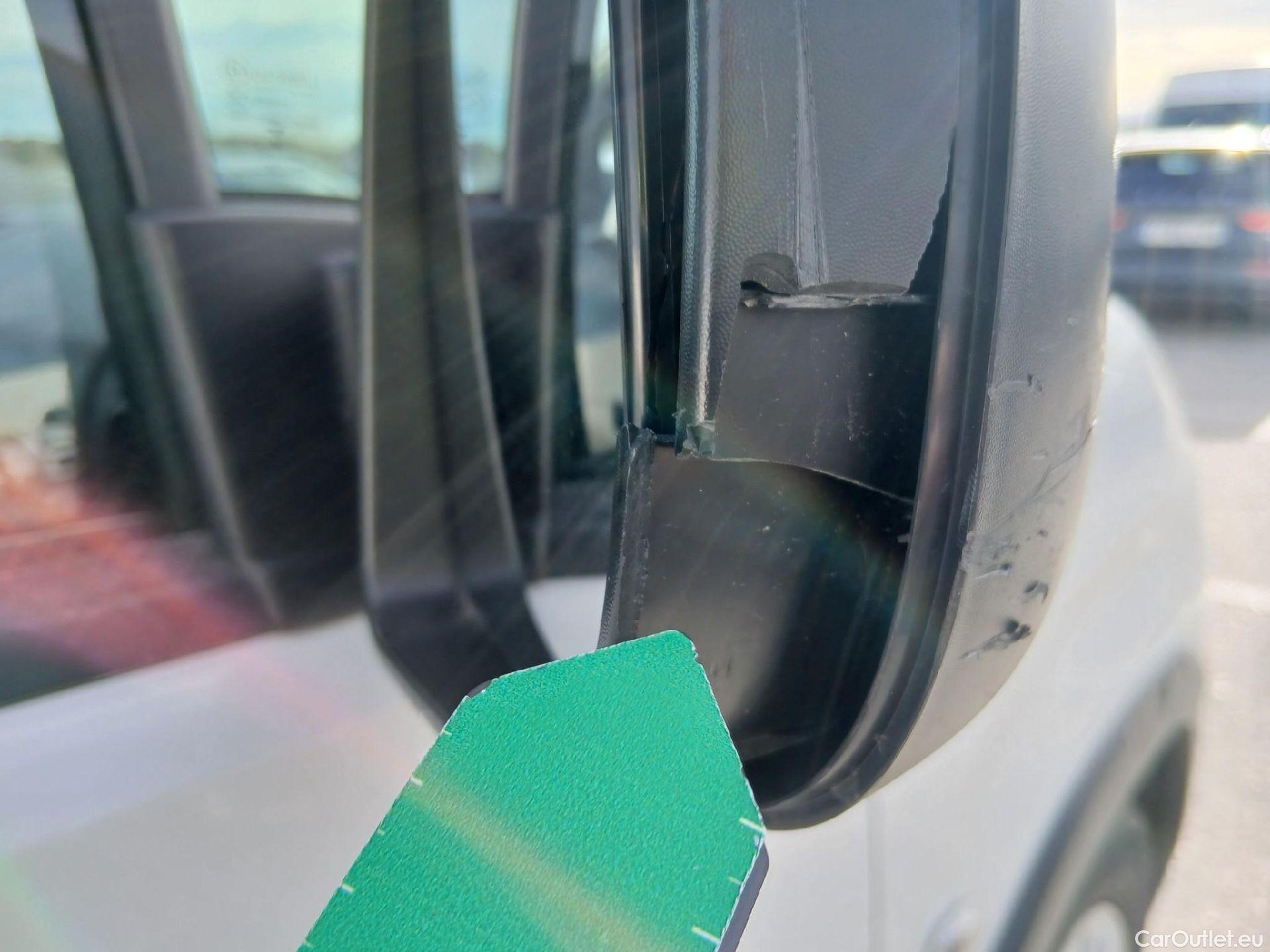  Peugeot  RIFTER PEUGEOT  / 2018 / 4P / combi Access Standard BlueHDi 73kW (AC) #32