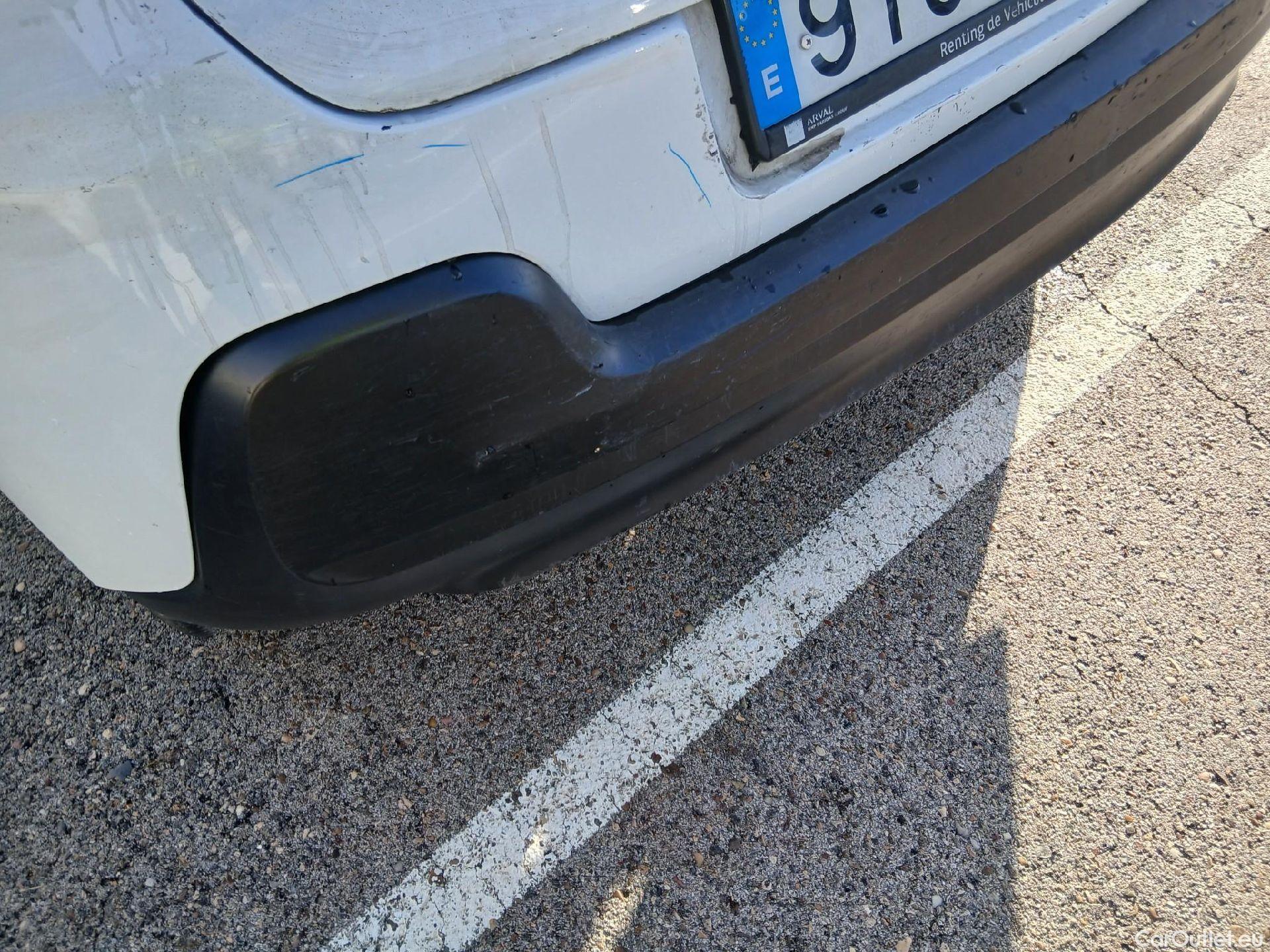  Citroen  C3 CITROEN  / 2016 / 5P / berlina comercial BlueHDi 73KW (100CV) S&S Comercial #33