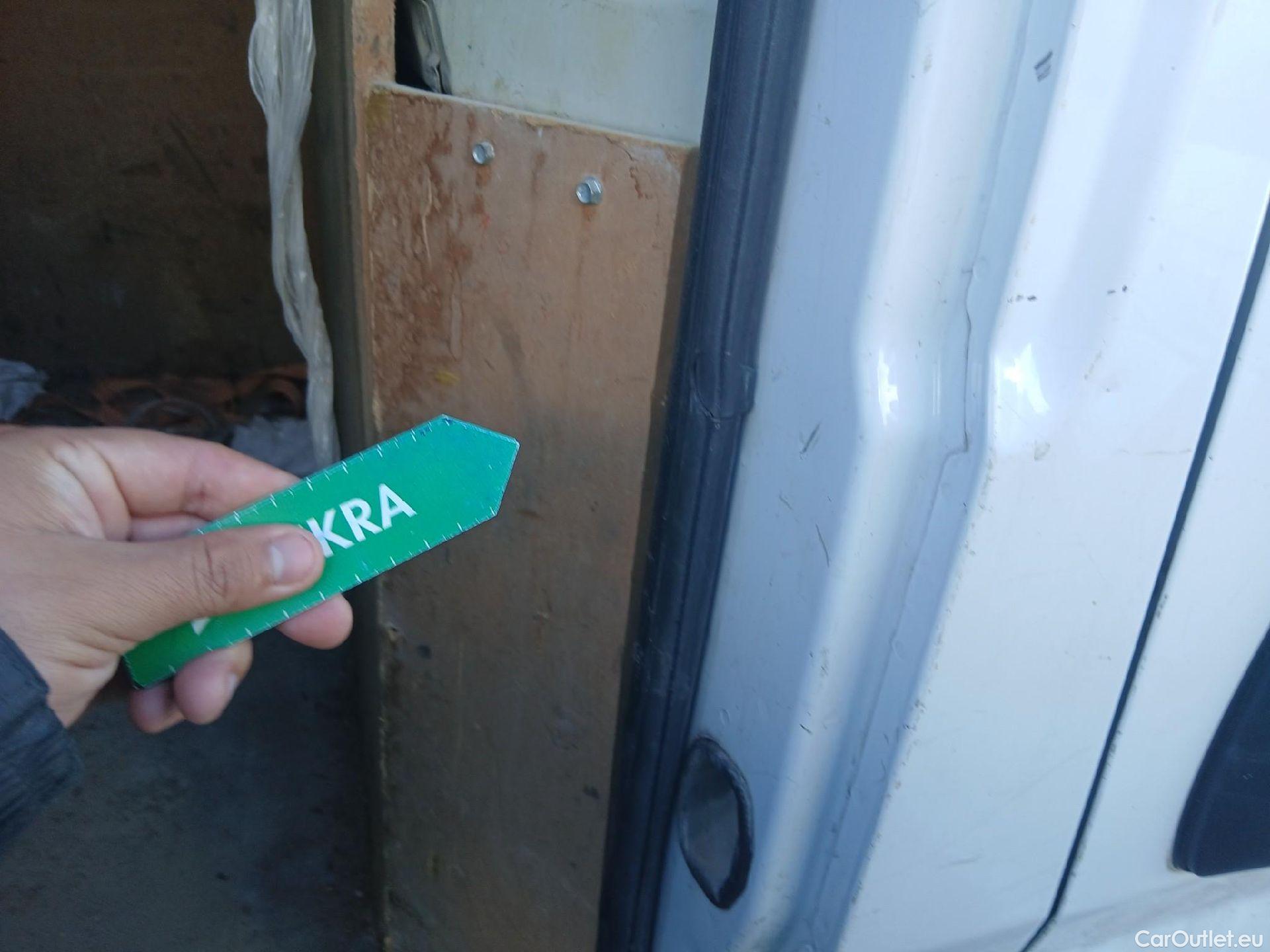  Citroen  Jumper CITROEN  / 2014 / 4P / furgón BlueHDi 103KW (140CV) Furgón 35L3H2 #9