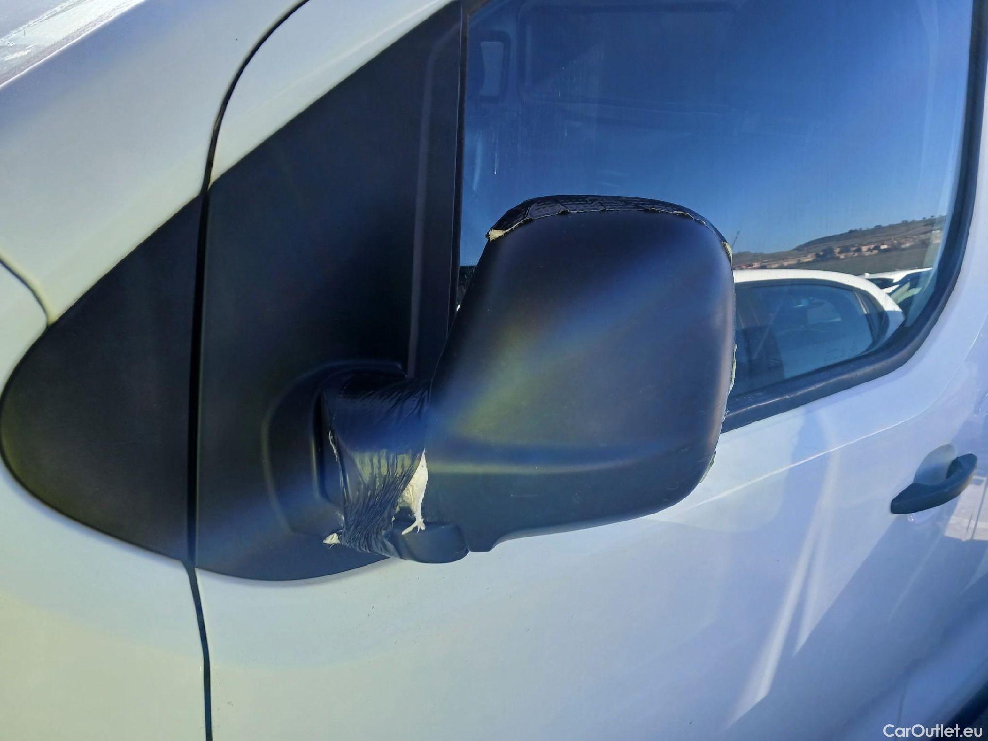  Peugeot  Expert PEUGEOT  / 2016 / 4P / furgón Furgón Pro 1.5 BlueHDi 120 Standard #10